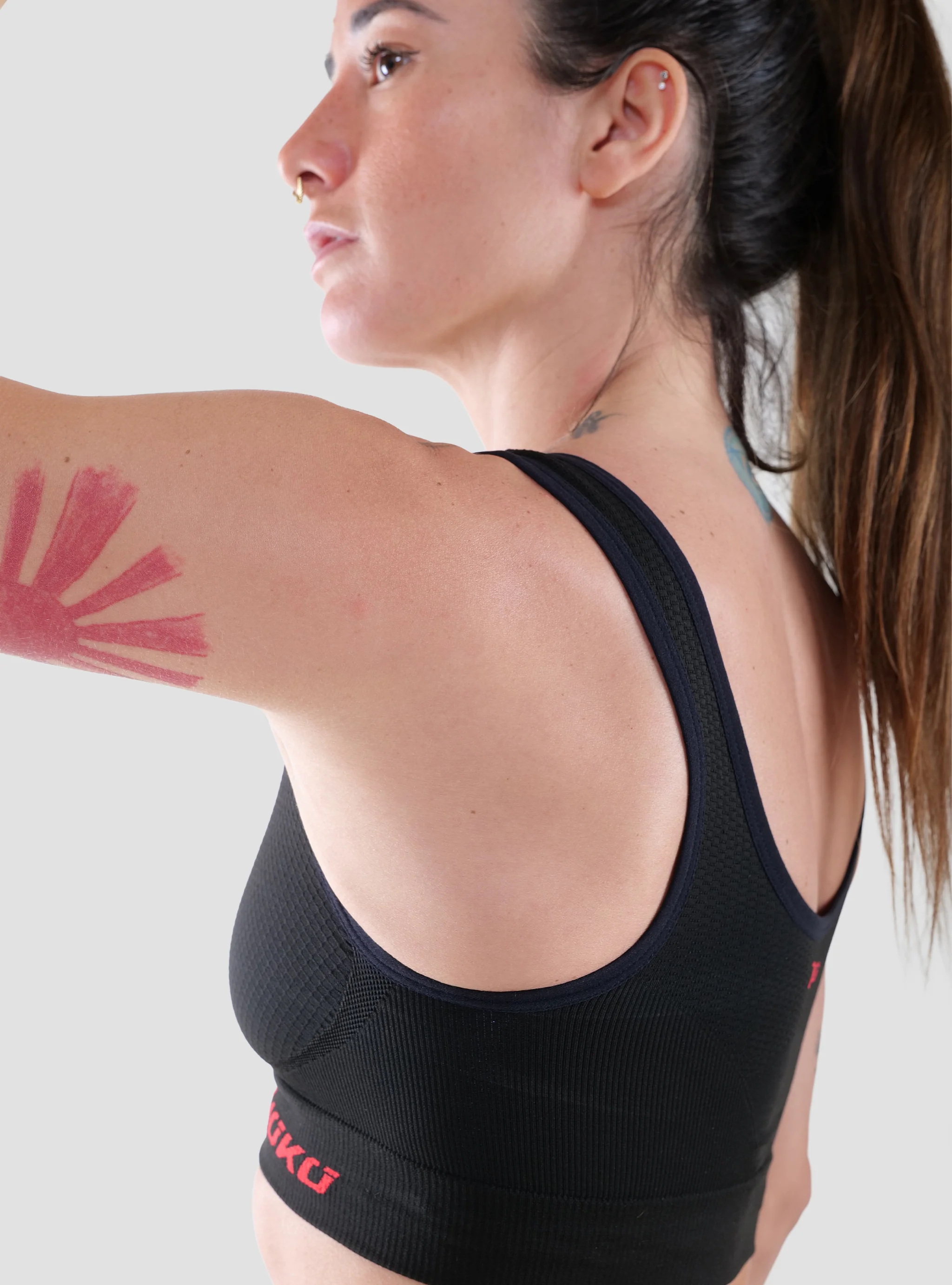 Tops deportivos para mujer